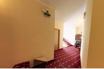 Фото номера Двухместный номер с 2 отдельными кроватями Отель Hotel Duet г. Питешти 5