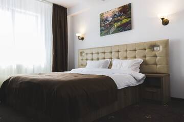 Фото номера Номер с кроватью размера «king-size» и балконом Гостевой дом Casa Muntenească Alessandro г. Питешти 13