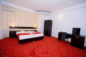 Фото Отель Hotel Magic - City Center г. Питешти 1