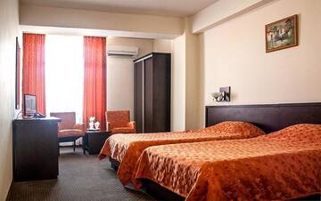 Фотографии Отель Hotel Yaky Center г. Питешти (Румыния) №4 Фото Отель Hotel Yaky Center г. Питешти 4