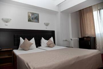 Фото номера Одноместный номер Отель Hotel Metropol г. Питешти 9